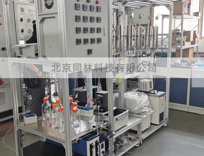 某科研機構微通道裝置現場